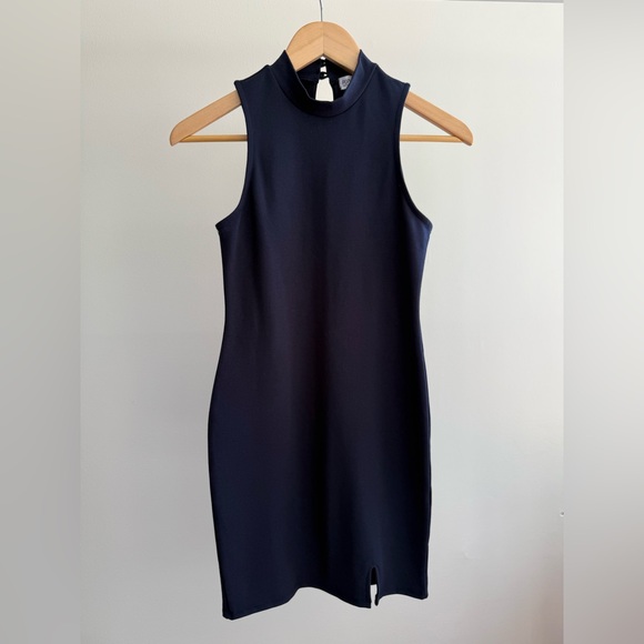Popular 21 Mock Neck Bodycon Mini Dress - Picture 2 of 6